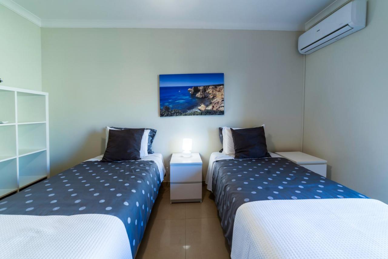 Do Vale T2 Com Piscina Apartment อัลบูเฟรา ภายนอก รูปภาพ