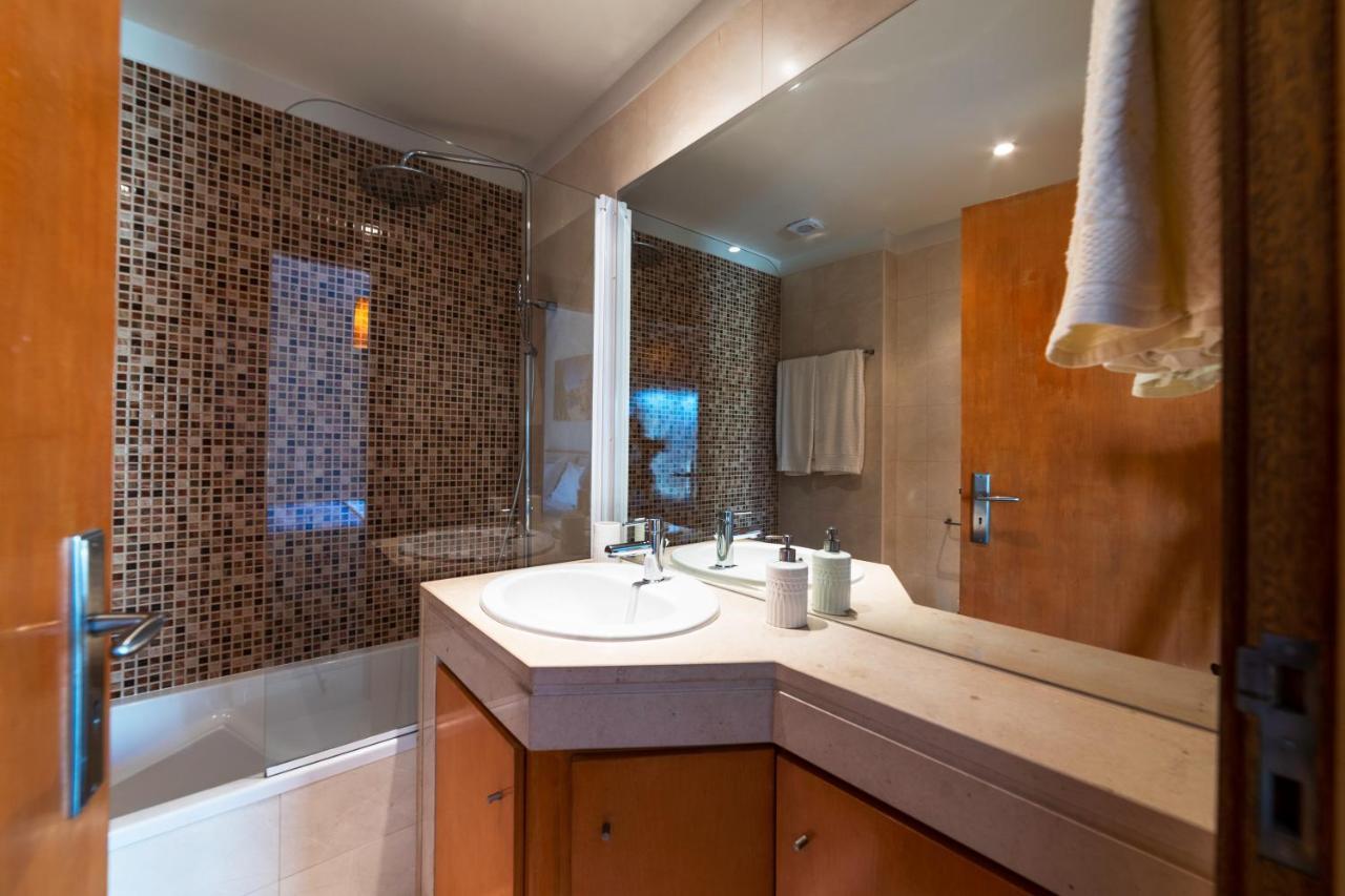 Do Vale T2 Com Piscina Apartment อัลบูเฟรา ภายนอก รูปภาพ